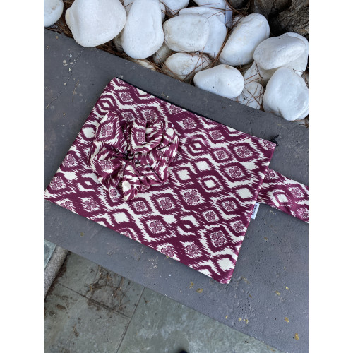Ikat Bordeaux Set