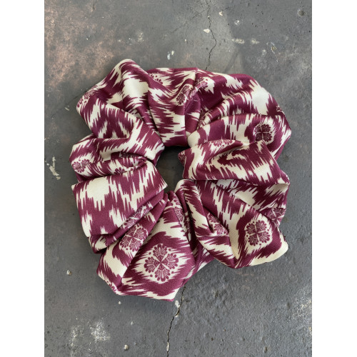 Ikat Bordeaux Set