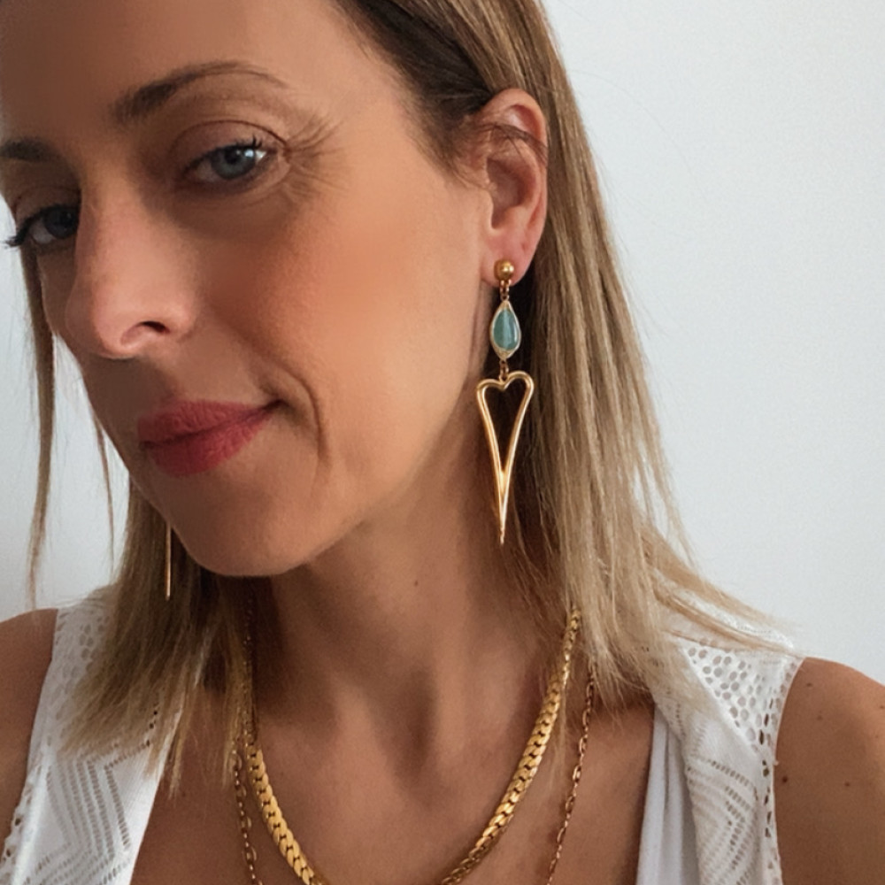 σκουλαρίκια καρδιά με γαλάζιο νεφρίτη και επιχρυσωμένα στοιχεία