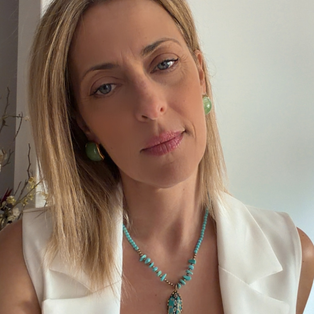 κολιέ τυρκουάζ χαολίτες με ψάρι και αιματίτες