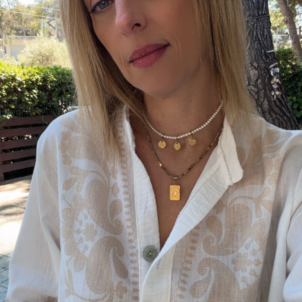κολιέ με αιματίτες και στοιχείο μάτι με στρας