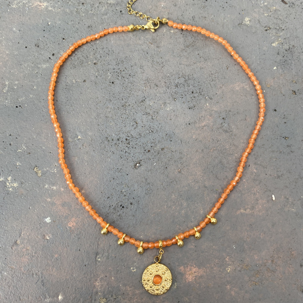 κολιέ sunset ember με πορτοκαλί ημιπολύτιμες πέτρες και ατσάλινη αλυσίδα