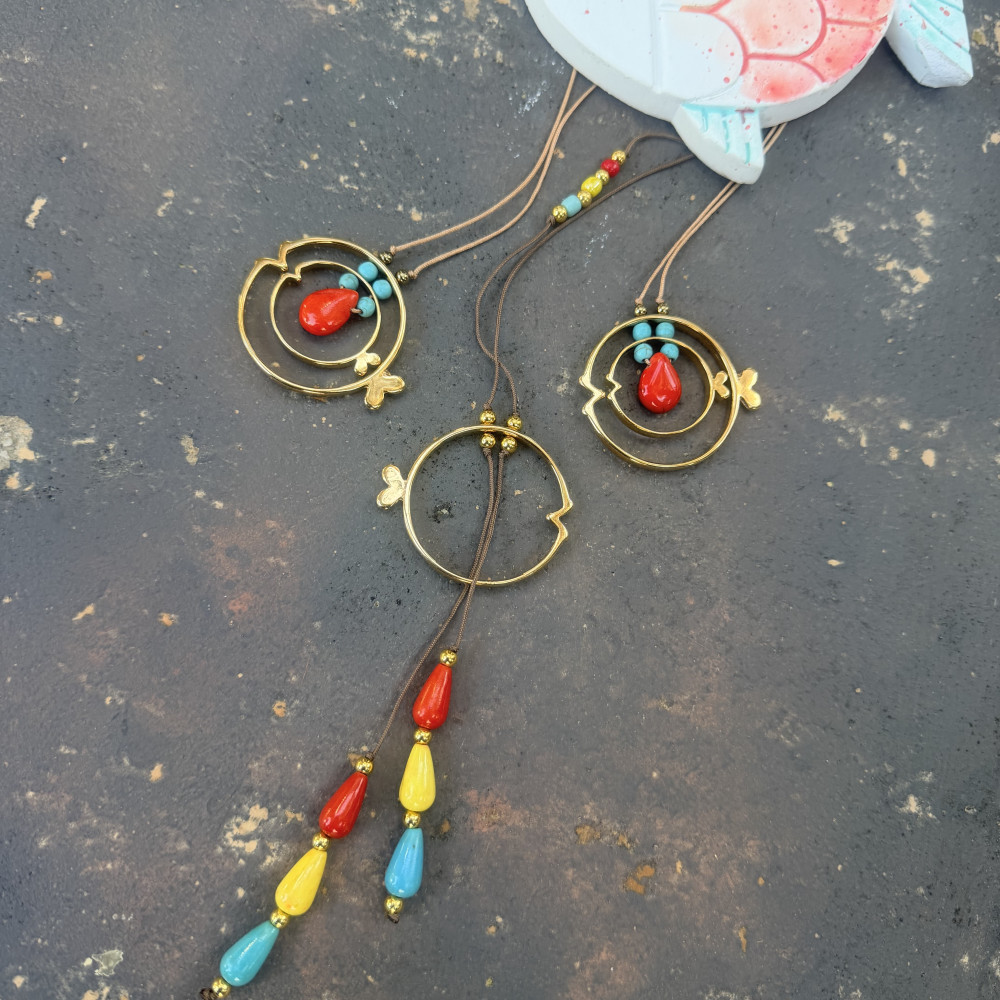 κολιέ ψαράκι με χαολίτη σιέλ και κοραλί στοιχείο