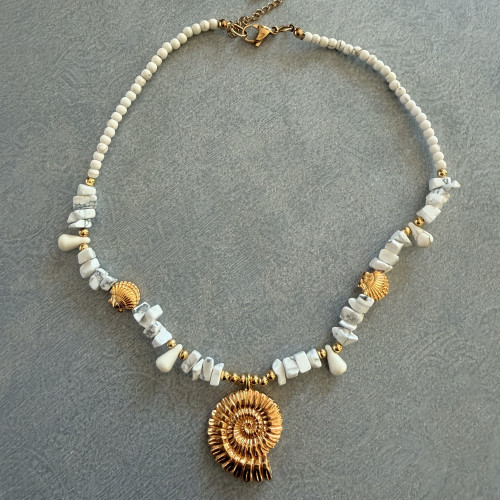 Κολιέ “Golden Shell”