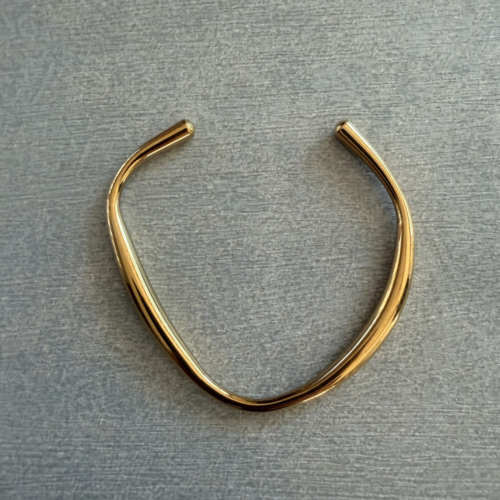 ατσάλινο βραχιόλι cuff ασημί ή χρυσό minimal ανοιχτό σχέδιο ατσάλινο βραχιόλι cuff ασημί ή χρυσό minimal ανοιχτό σχέδιο