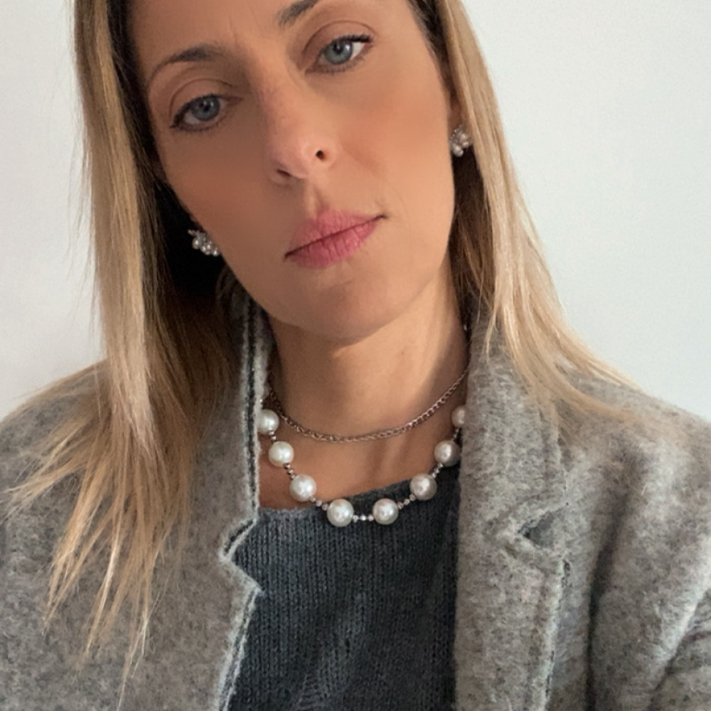 χειροποίητο κολιέ pearl attitude με πέρλες και αιματίτη