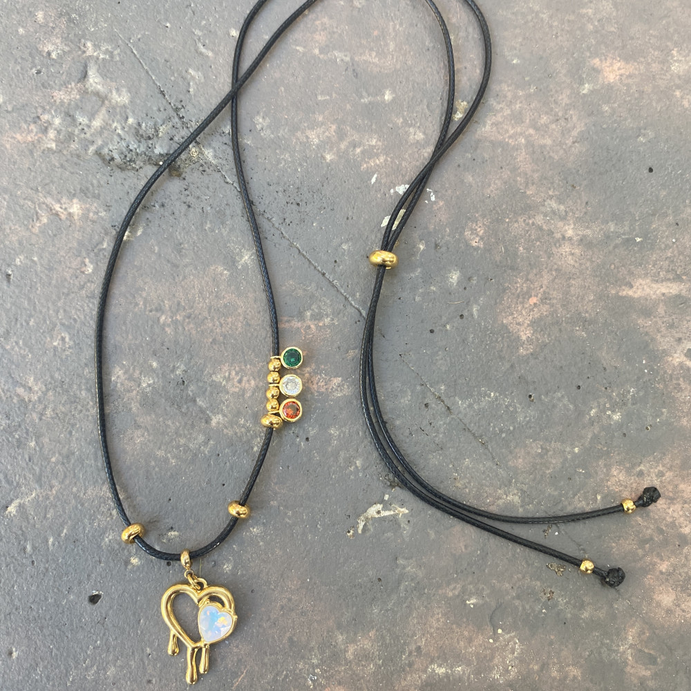 κολιέ love journey με ατσάλινα στοιχεία και μοντέρνο design