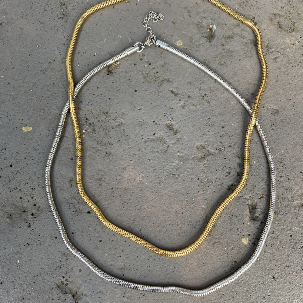 κολιέ urban flow minimal ατσάλινη αλυσίδα