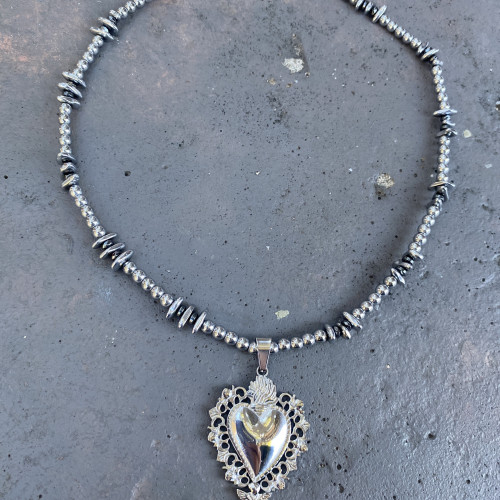 Κολιέ “Sacred Edge”