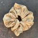 Scrunch μαλλιών Desert Glow με καμουφλάζ μπεζ και γήινες αποχρώσεις - Strechbio