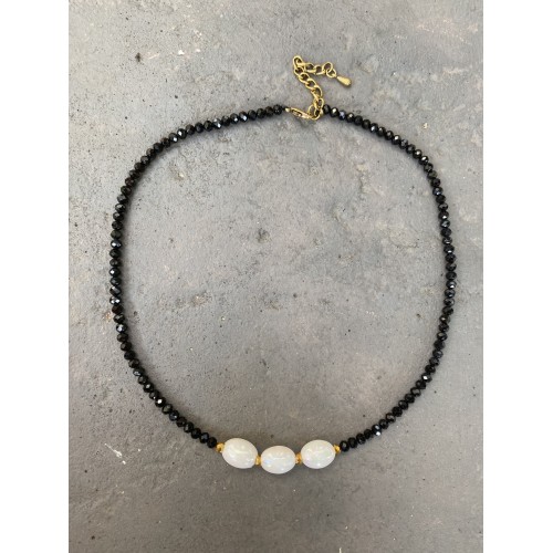 Κολιέ "White Pearls"